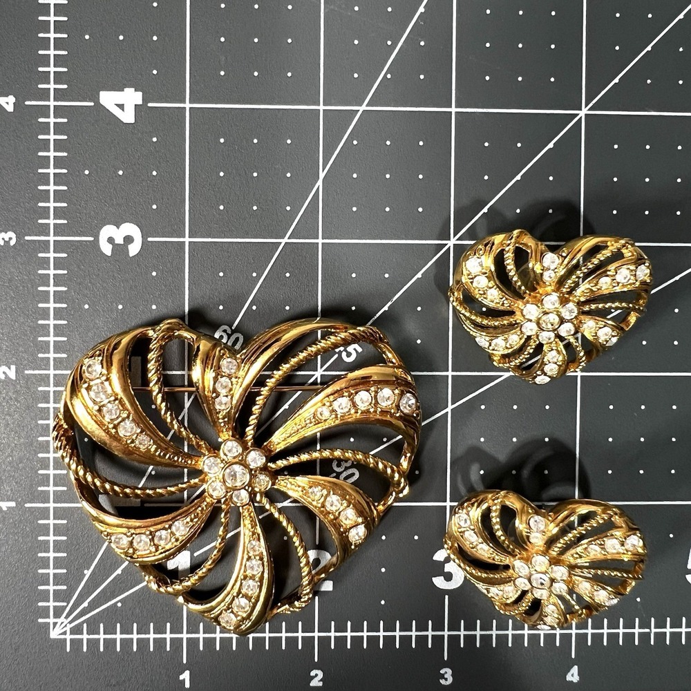 Heart Gold Tone Rhinestone Brooch Pierced Earrings Set ROMANTIC TRELLIS Avon 90s - Picture 6 of 6